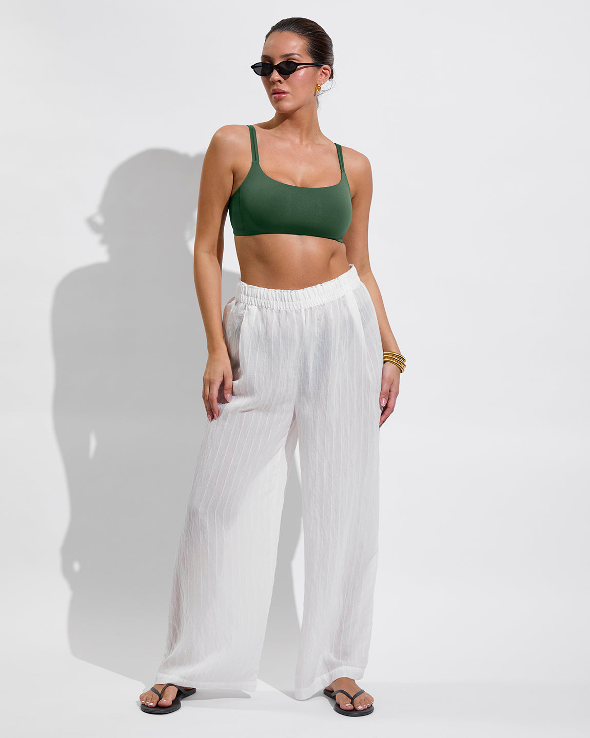 Pool Days Top D+ - Tropics